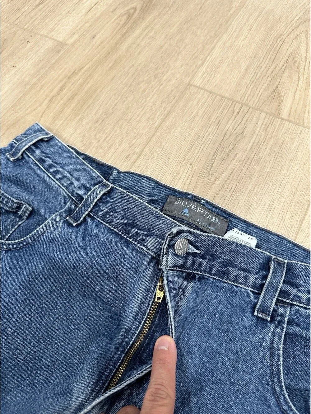 Vintage 90s Y2K Levi's Silvertab Baggy Loose Denim Jeans Men's Size 36x30.